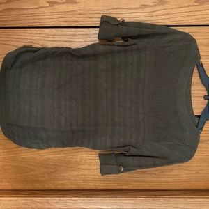 Apt. 9 Women’s olive ribbed sweater. Size small